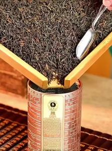 YUNHE TEA | Aged Over 10 Years Old Tree Pu-erh Cooked Tea Palace-Level Loose Gift