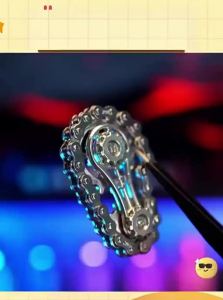 Stress Relief Fidget Spinner Gear Chain