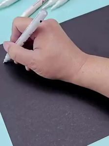 WEVOLA | Highlight Waterproof White Pen