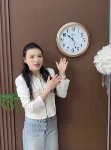 Compas | Silent Quartz Wall Clock Electronic Creative Minimalist