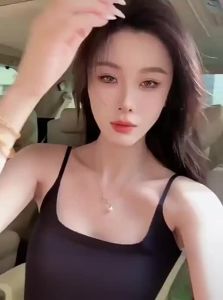 ZISU | Icy Silk Seamless Strap Bandeau Bra Integrated Camisole
