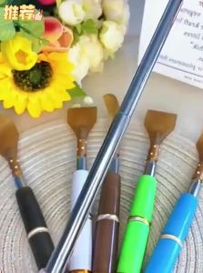 Defasilk | Extendable Cow Horn Itch Scratcher Back Scratcher