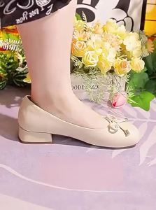 4D Silicone Heel Grip Anti-Slip Anti-Blister Half Size Reducer