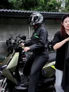 WEICHENGNEI | Waterproof Rainwear Set for Electric Motorcycle Riders