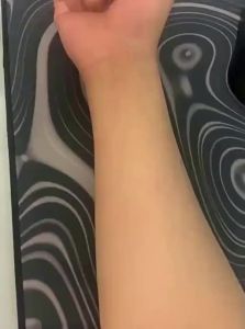 Sweat-proof Low-resistance Gaming Sleeve