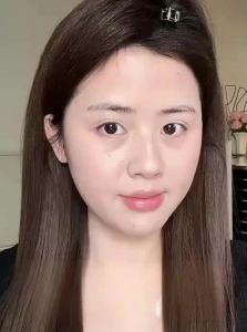 UIMO | Kem Che Khuyết Điểm Highlight và Tạo Đường Viền