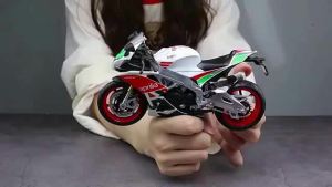 NPC | Realistic Collection Ornament Motorcycle Model 1:12