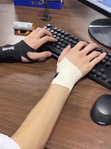 YouPin |Ultra-Thin Tendon Protective Wrist Brace for Sports and Joint Support