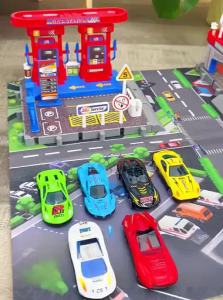 BABYSHOME | Đồ Chơi Giáo Dục Xe Ô Tô Bằng quán Tính 3 Đường Ray