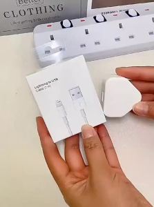 BONINGYU | British Plug Single USB Charger 5V1A