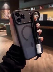 DAIMANG | Anti-Fingerprint Full-Cover Protective Case for iPhone 17 Pro Max Black