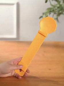 VOA | Cat Treat Squeezing Spoon