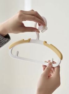 LANJIAOLUO | Child Clothes Hanger Adjustable Traceless