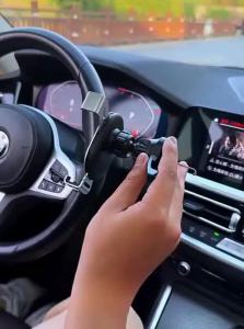 FLAME LIGHT | Gravity Induction Universal Vents Anti-shake Car Phone Mount