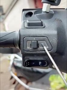 Huayu | Universal Horn Switch Button with Turn Signal and Hazard Lights