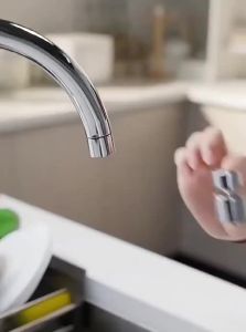 Splash Proof Rotatable Water Saving Faucet Aerator Adaptor