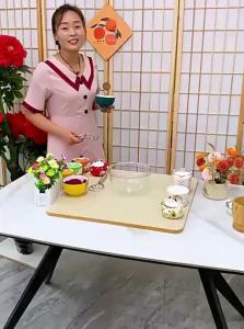 Manual Non-stick Flour Stirrer