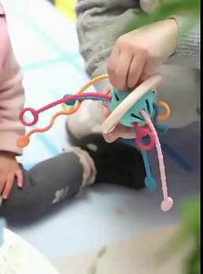 Besee | Chewable Pull & Rattle Baby Toy
